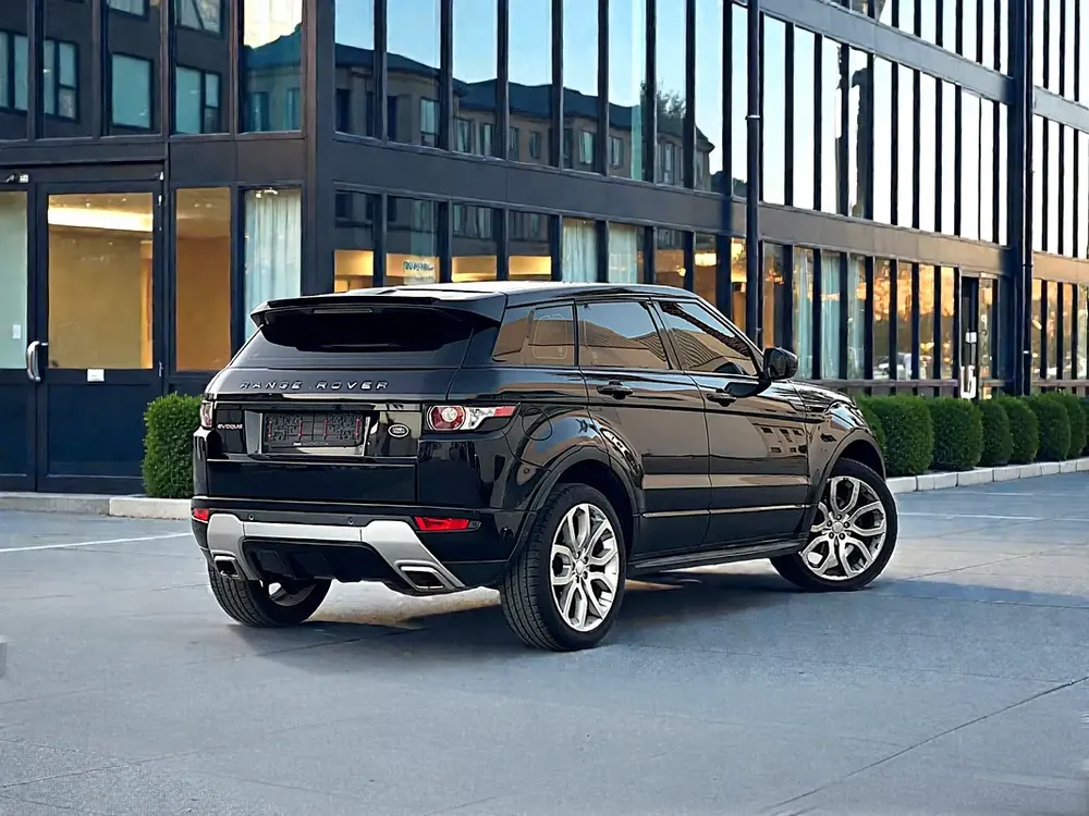 AED 2,700 EMI PM | RANGE ROVER EVOQUE | R-DYNAMIC | HSE | 0% DOWNPAYMENT - Image 5