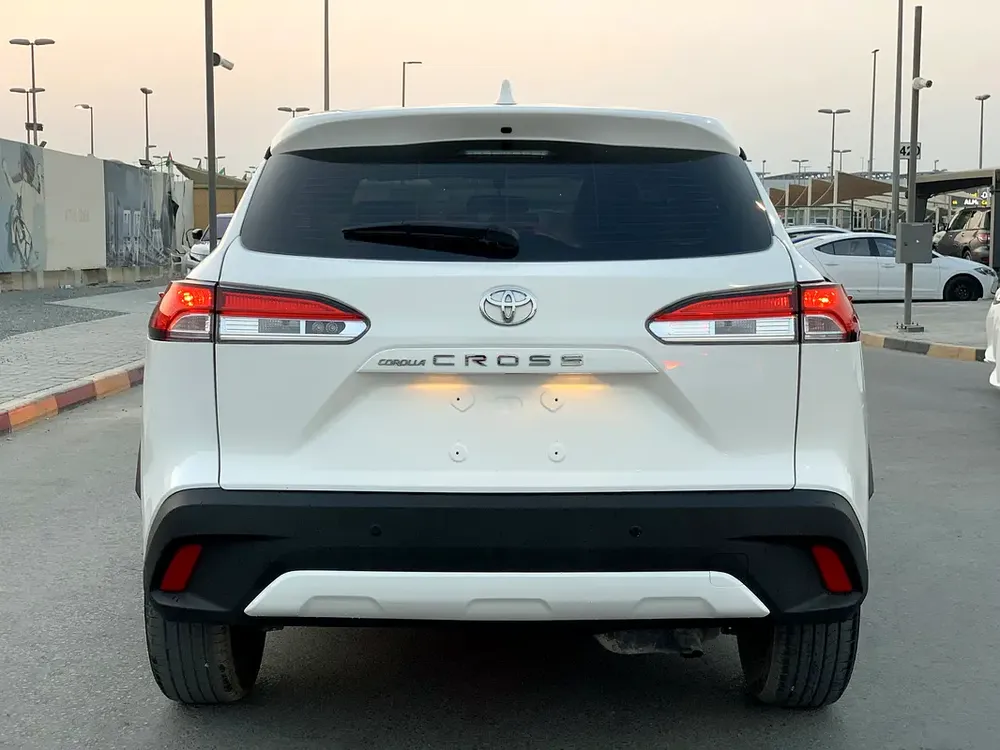 AED 1,250 / Monthly | Corolla Cross 2024 | GCC Specs | Perfect Condition | 1.8L 4 cyl engine - Image 4