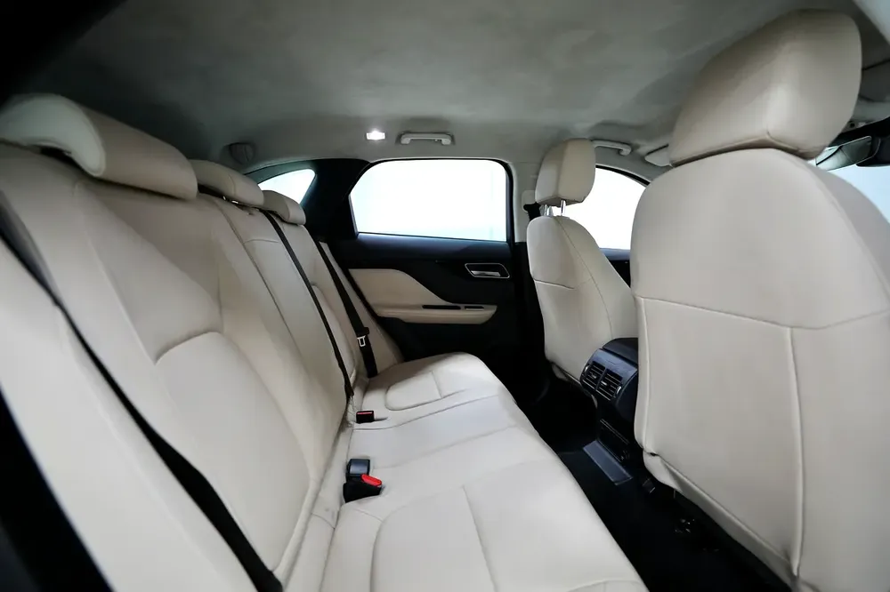 GCC | 1,400 AED Monthy |  Free Insurance + Registration | Warranty Till 2027 | Ref#A395886 - Image 15