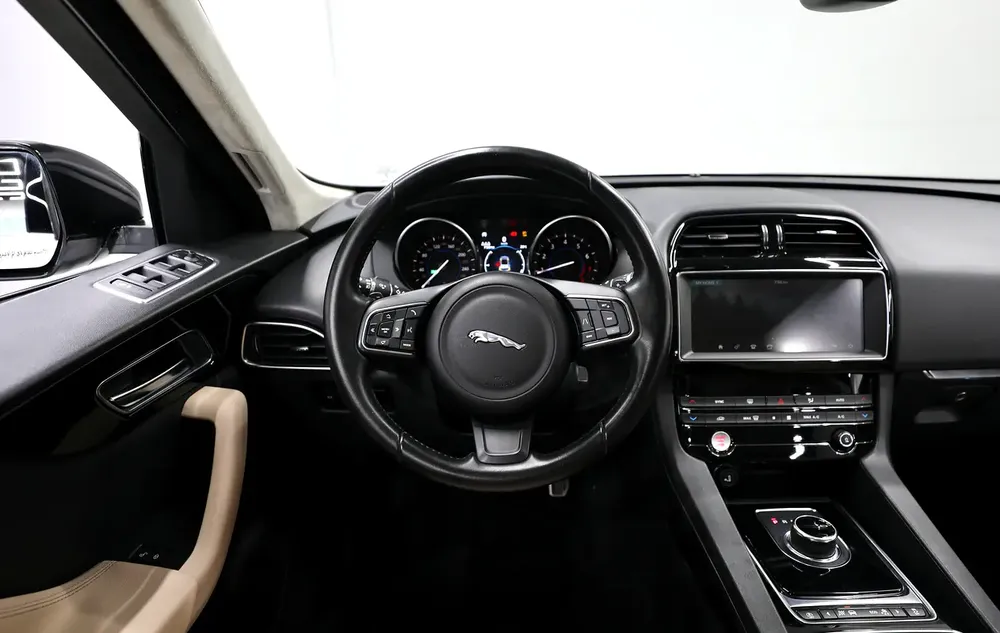 GCC | 1,400 AED Monthy |  Free Insurance + Registration | Warranty Till 2027 | Ref#A395886 - Image 8