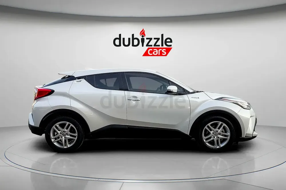 AED 1064/month | 2023 Toyota C-HR  | GCC Specs | Ref#425892 - Image 4