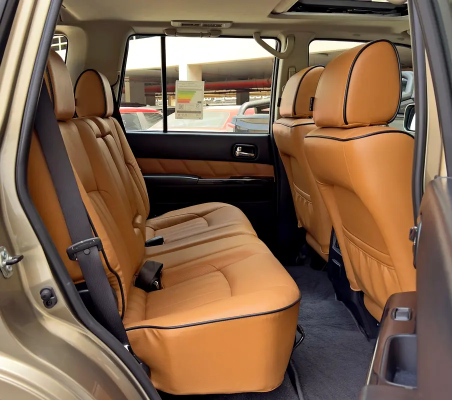 Nissan Patrol Safari Super Safari 2022 - GCC Specs - Perfect Condition - Image 12