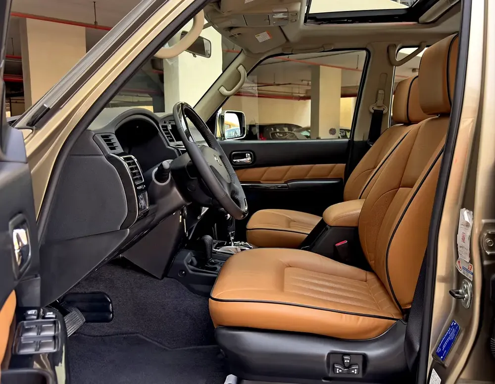 Nissan Patrol Safari Super Safari 2022 - GCC Specs - Perfect Condition - Image 9