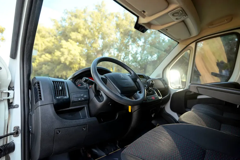 Peugeot Boxer L4H3 Delivery Van | GCC Specs | Ref#P05283 - Image 11