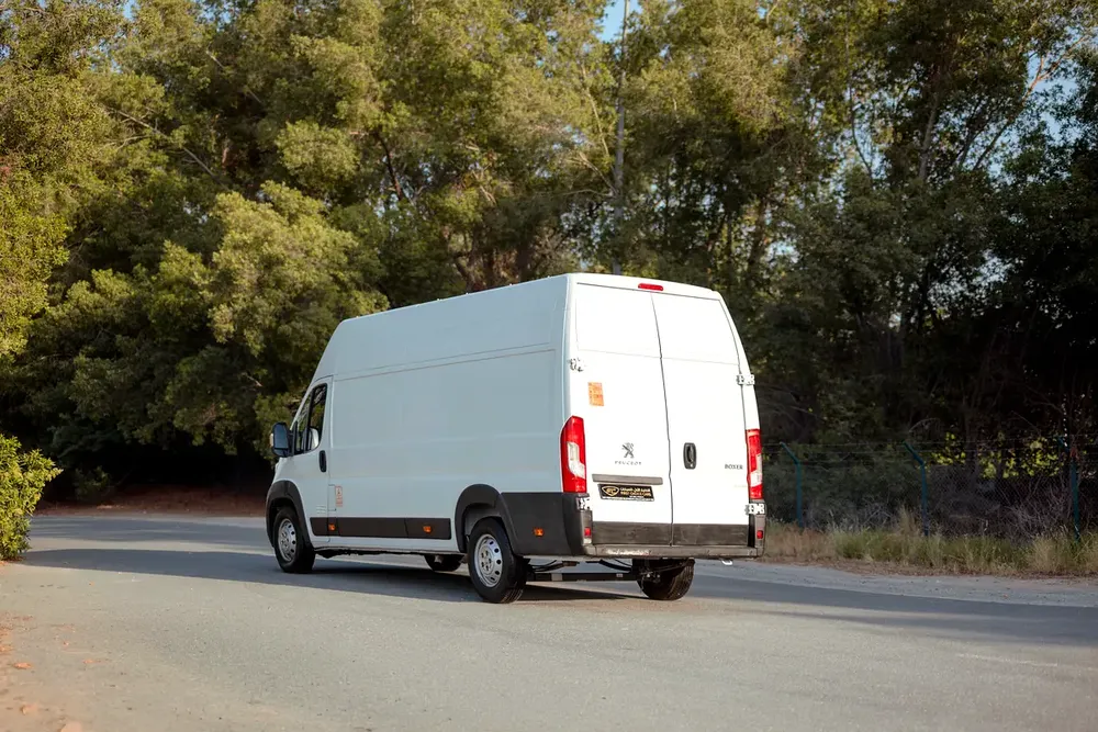 Peugeot Boxer L4H3 Delivery Van | GCC Specs | Ref#P05283 - Image 4
