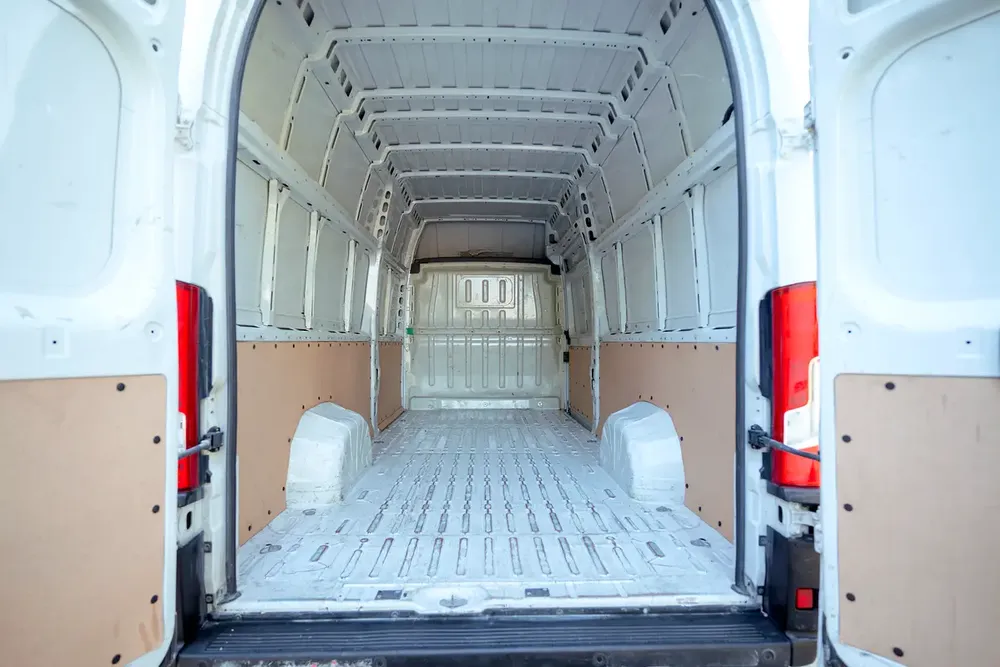 Peugeot Boxer L4H3 Delivery Van | GCC Specs | Ref#P05283 - Image 7