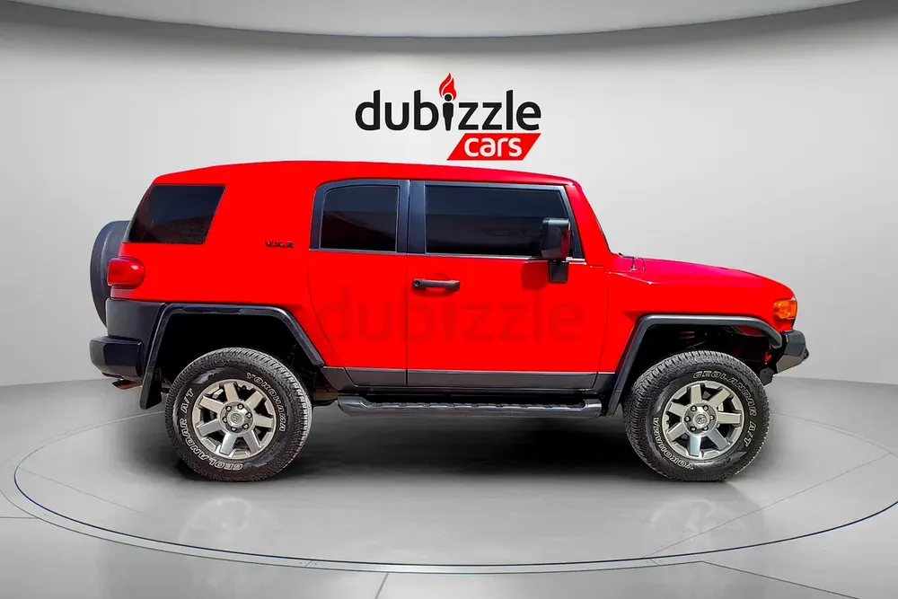 AED 2992/month | 2016 Toyota FJ Cruiser  | GCC Specs | Ref#468455 - Image 4