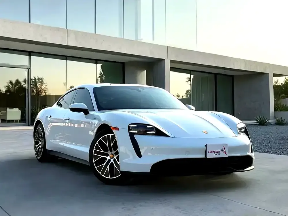 AED 3,030 P.M | 0% DOWN PAYMENT | PORSCHE TAYCAN | EV | 2022 - Image 4