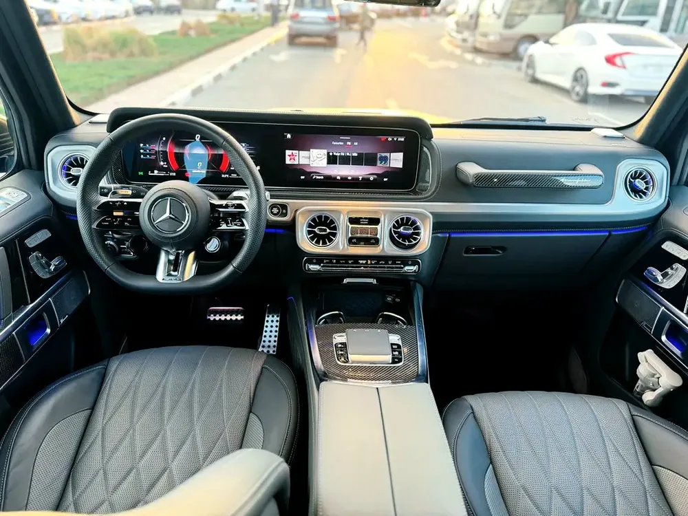 G63 AMG DOUBLE NIGHT SERIES 2025 JAPANESESPECS 4000KM DRIVEN ONLY - Image 11