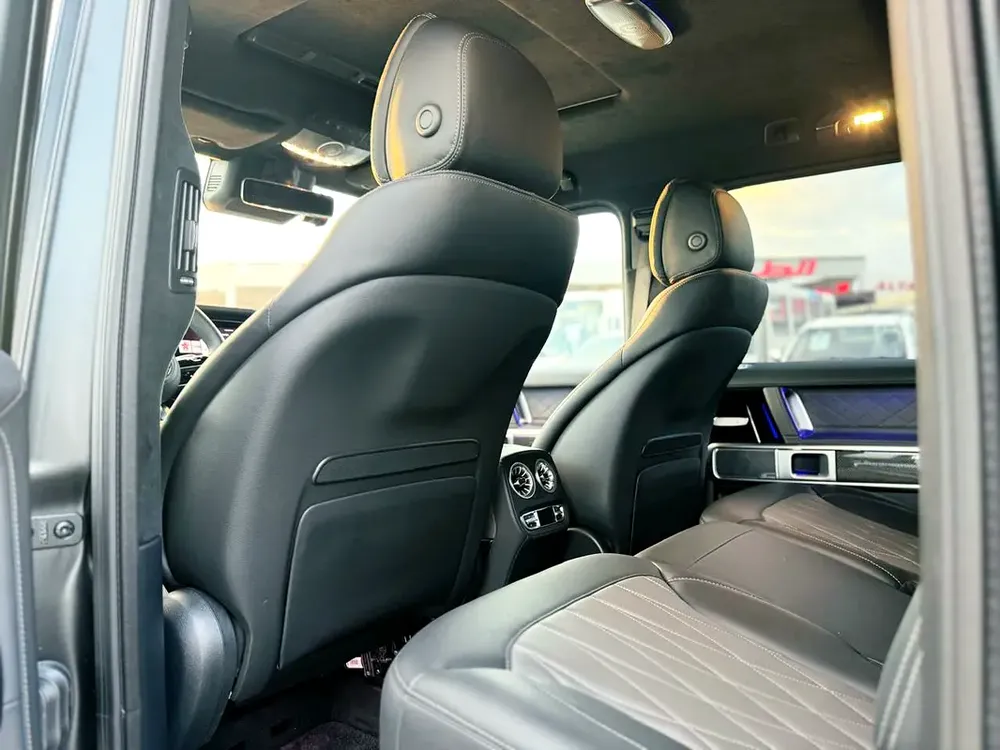G63 AMG DOUBLE NIGHT SERIES 2025 JAPANESESPECS 4000KM DRIVEN ONLY - Image 12