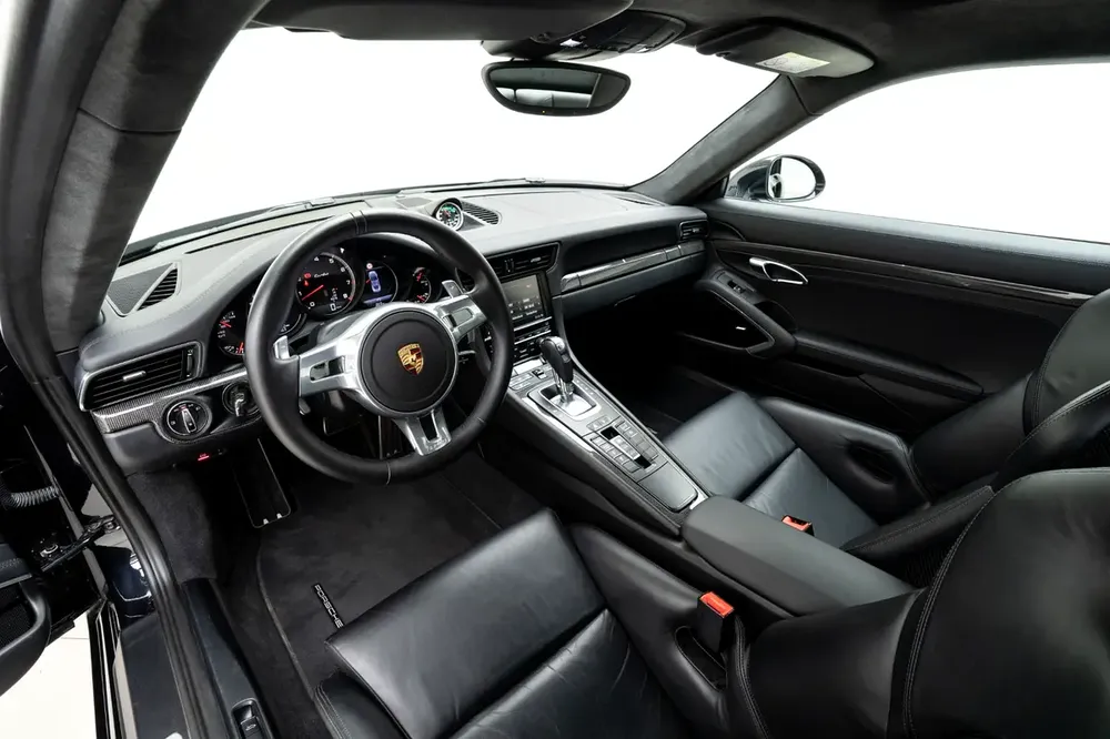 2015 PORSCHE 911 TURBO - Image 13