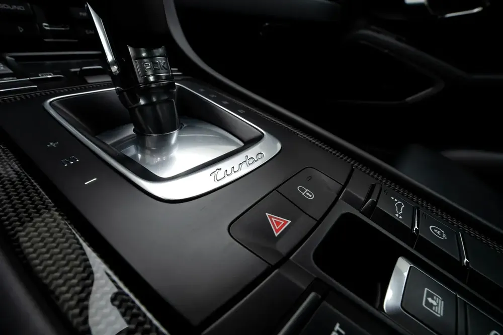 2015 PORSCHE 911 TURBO - Image 14