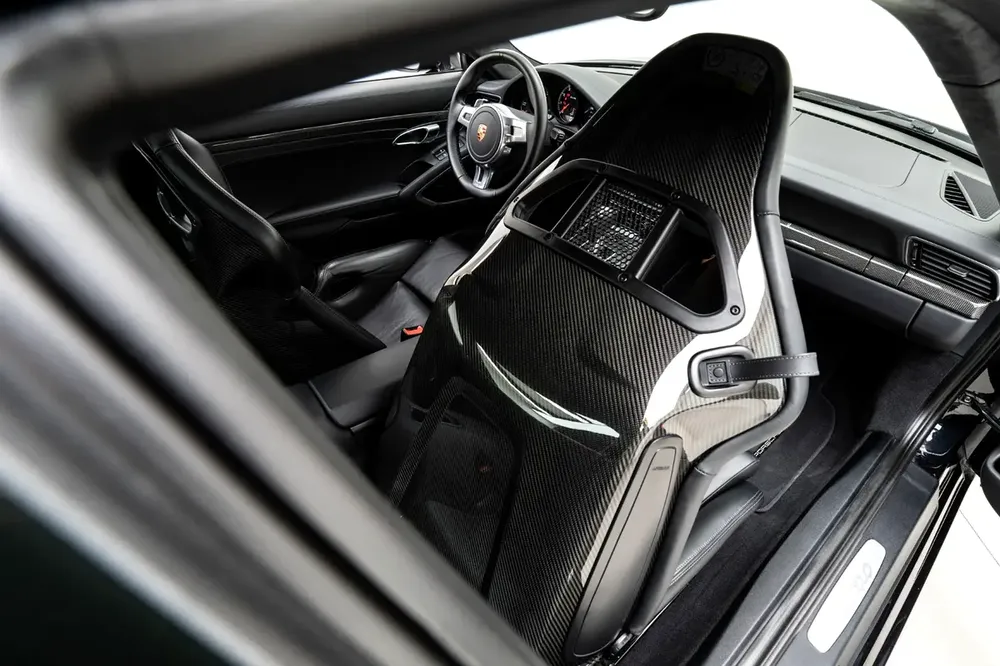 2015 PORSCHE 911 TURBO - Image 18