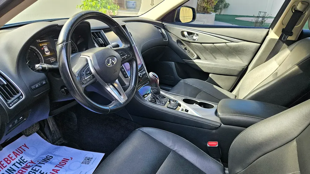 Infiniti Q50 2.0T Standard GCC Specs 2018 - Image 7