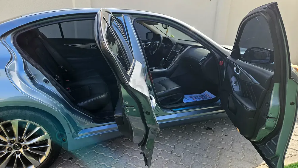 Infiniti Q50 2.0T Standard GCC Specs 2018 - Image 9
