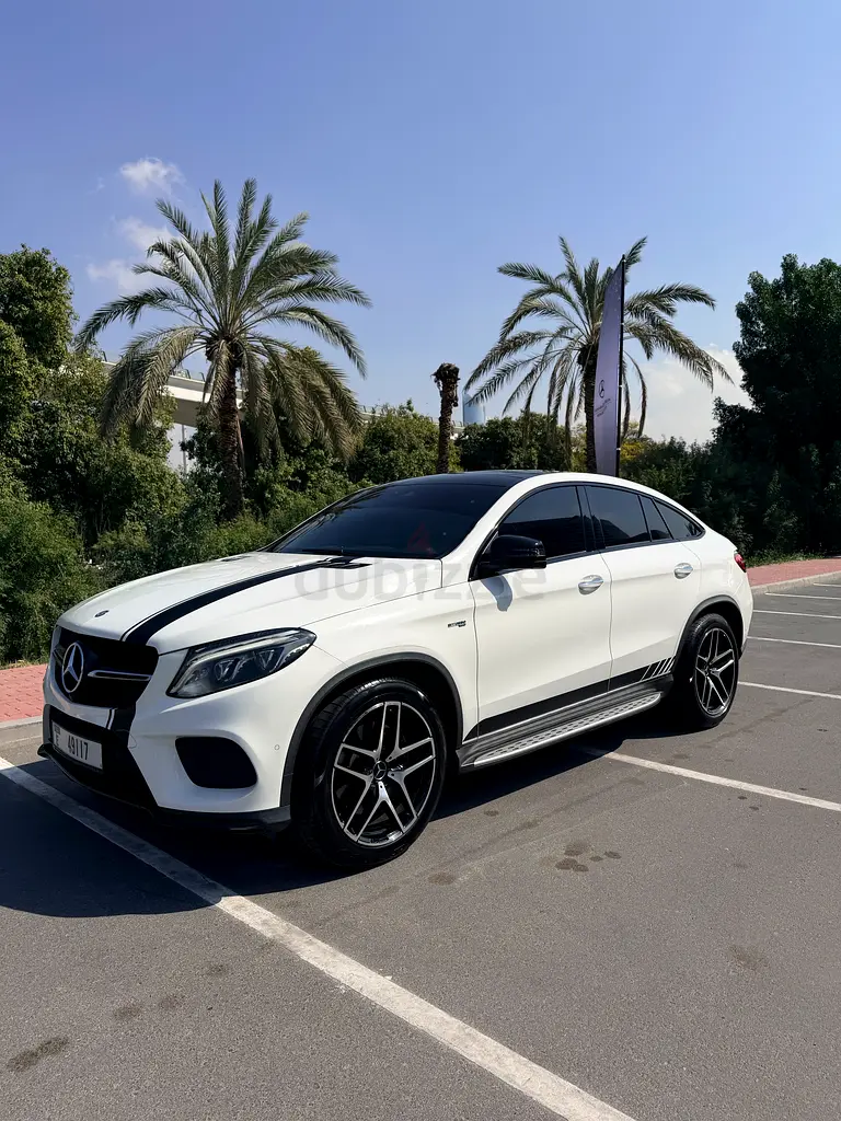 2017 Mercedes-Benz GLE Coupe 43 AMG | GCC Specs | Exceptional Condition - Image 4