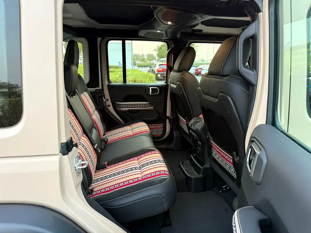 Jeep Wrangler SAHARA UAE NATIONAL DAY 2024 - Image 18