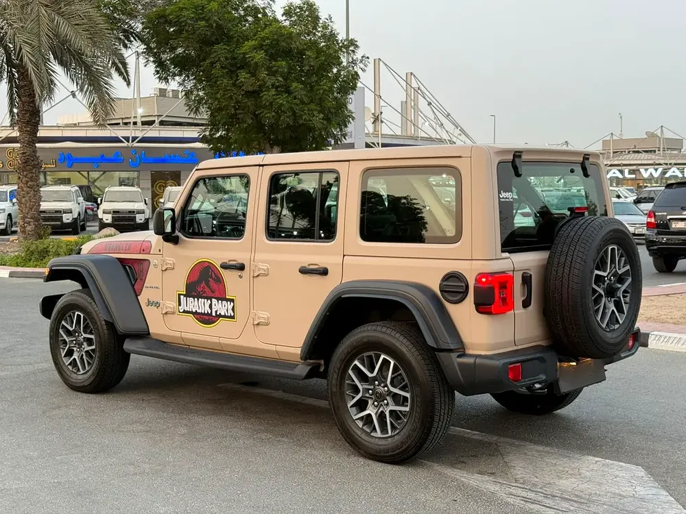 Jeep Wrangler SAHARA UAE NATIONAL DAY 2024 - Image 6
