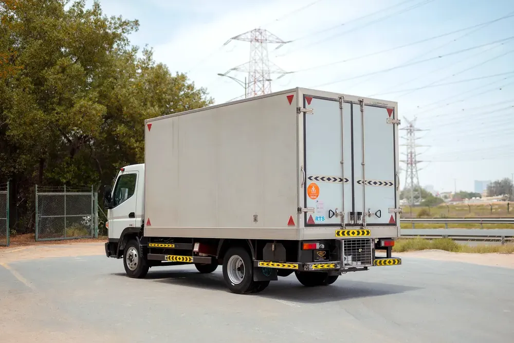 Mitsubishi Canter Chiller | Diesel | GCC Specs | Ref#M41016 - Image 4