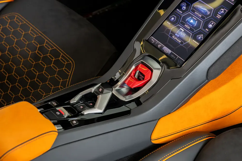 2024 LAMBORGHINI HURACÁN EVO SPYDER  | FULL OPTIONS | CARBON FIBER | EUROPEAN SPECS - Image 17