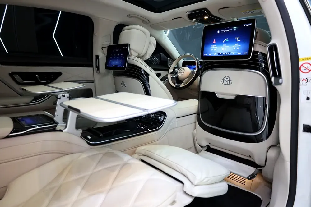 2022 Mercedes-Benz Maybach S680, Executive Rear Seat Package, EMC Warranty + Service!! - Image 11