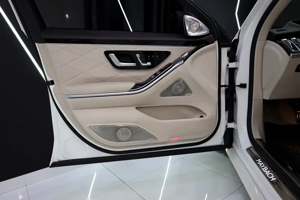 2022 Mercedes-Benz Maybach S680, Executive Rear Seat Package, EMC Warranty + Service!! - Image 14