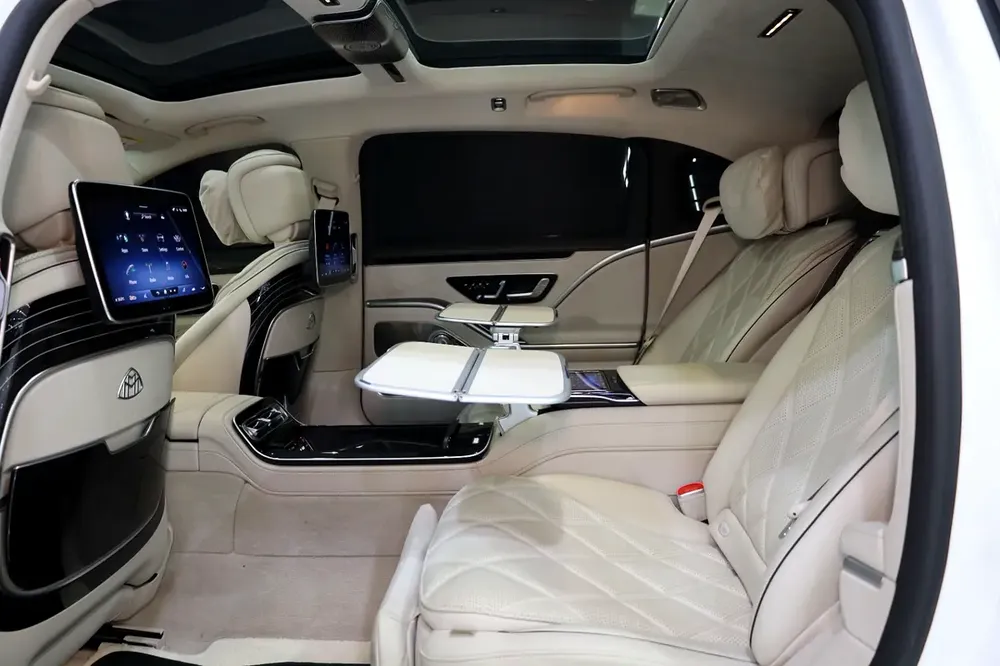 2022 Mercedes-Benz Maybach S680, Executive Rear Seat Package, EMC Warranty + Service!! - Image 9