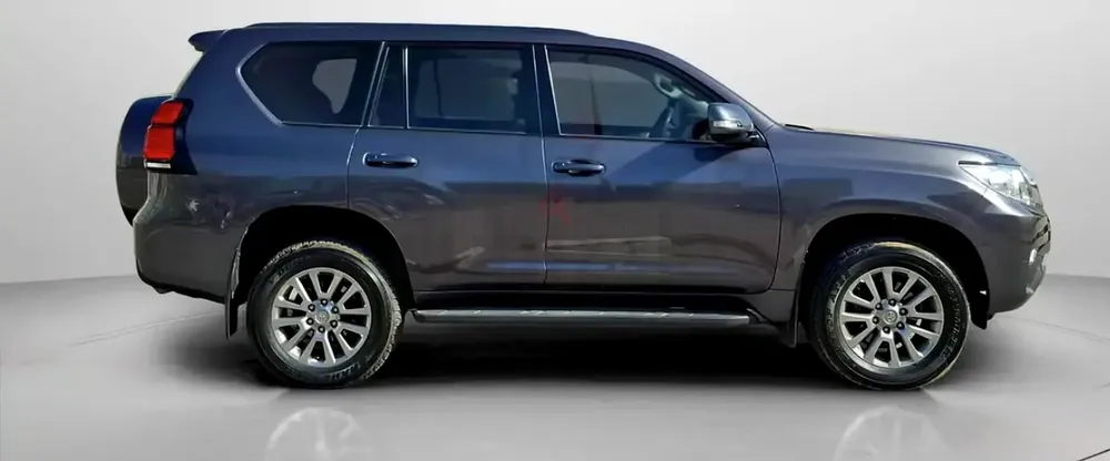 Toyota Prado GXR 2023 GCC Specs - Pristine Condition - Image 4