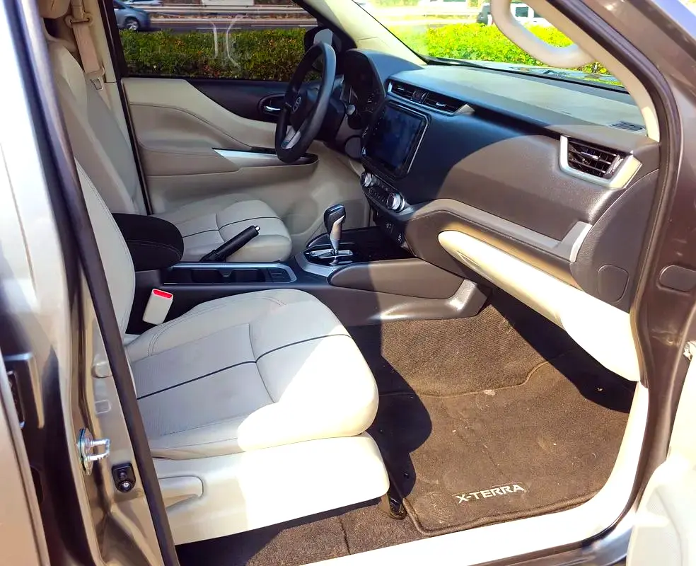 1040-Monthly l GCC l 7 Seater, Cruise, Camera, GPS l Accident Free - Image 9