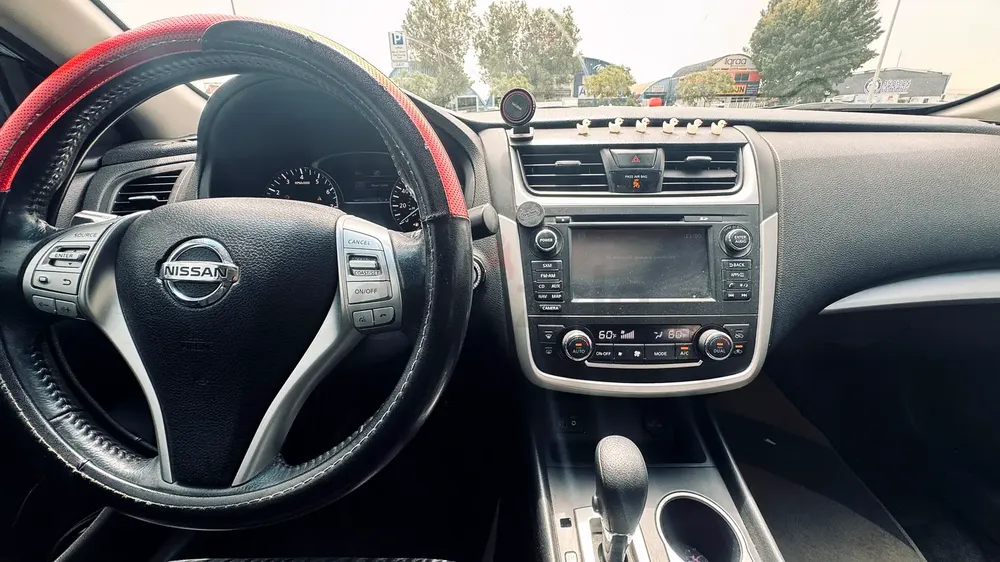 Altima full option for sale - Image 12