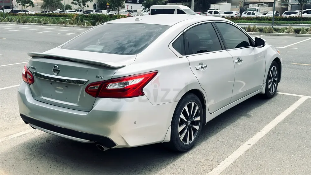 Altima full option for sale - Image 8