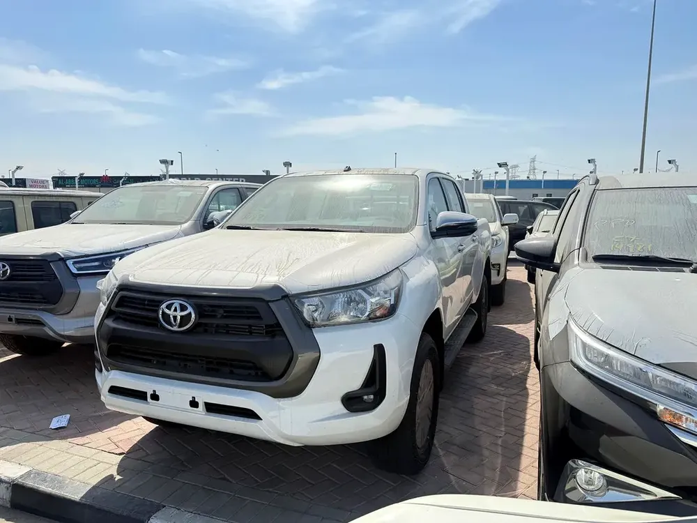 Toyota Hilux SR5 2026 - 2.4 diesel European Specs - Brand New! - Image 13