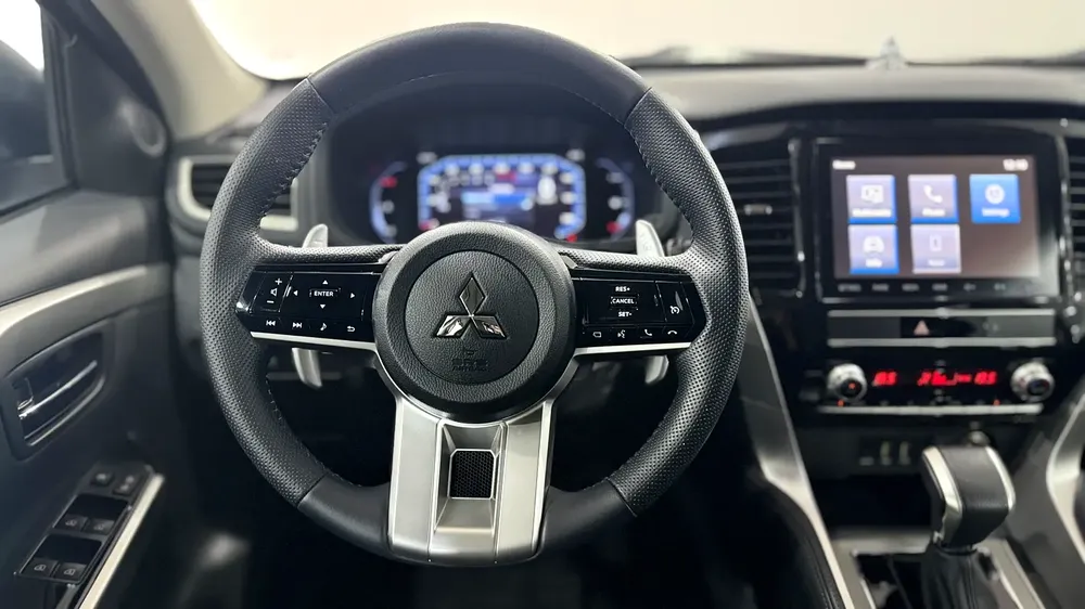 Mitsubishi Montero Sport GLS 4WD Top Line - Agency Warranty and Service Contract Included - Image 13