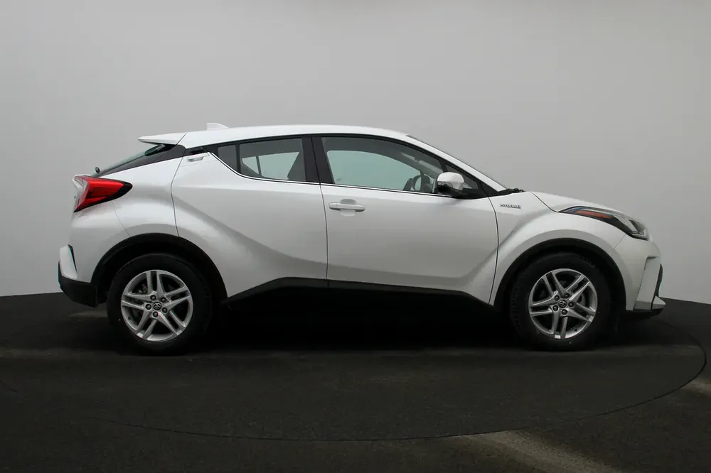 **Special offer** C-HR HYBRID 5 DR 4X2 H 1.8L CVT VX RA - Image 5