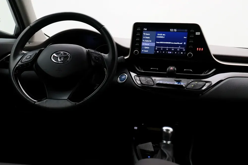 **Special offer** C-HR HYBRID 5 DR 4X2 H 1.8L CVT VX RA - Image 9