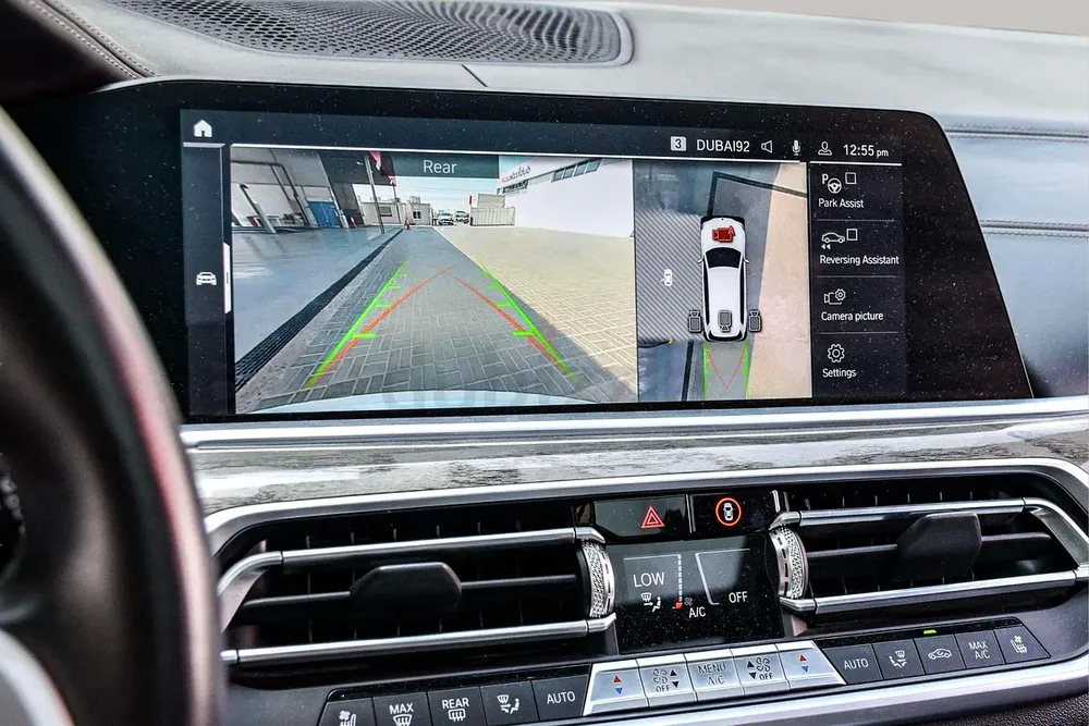 AED 2128/month | 2019 BMW X7 Xdrive50i | GCC Specs | Ref#436573 - Image 17