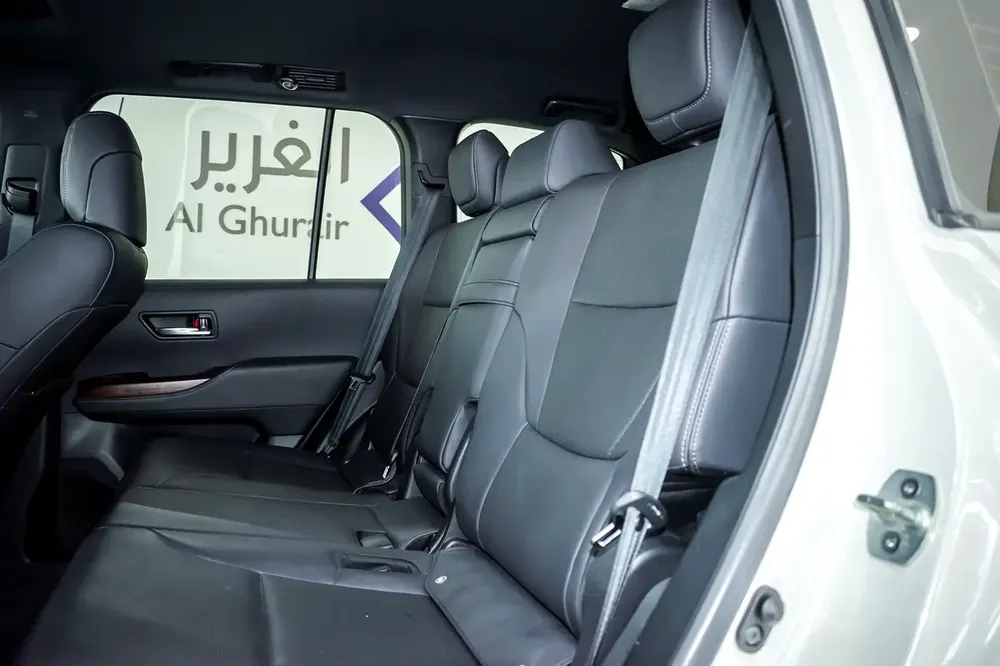 1 YR WARRANTY | 4.0 GXR | GCC | AED 3600 PM - Image 14