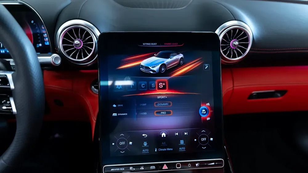 2023 Mercedes-Benz SL 43 AMG - American Specs - Like New! - Image 18