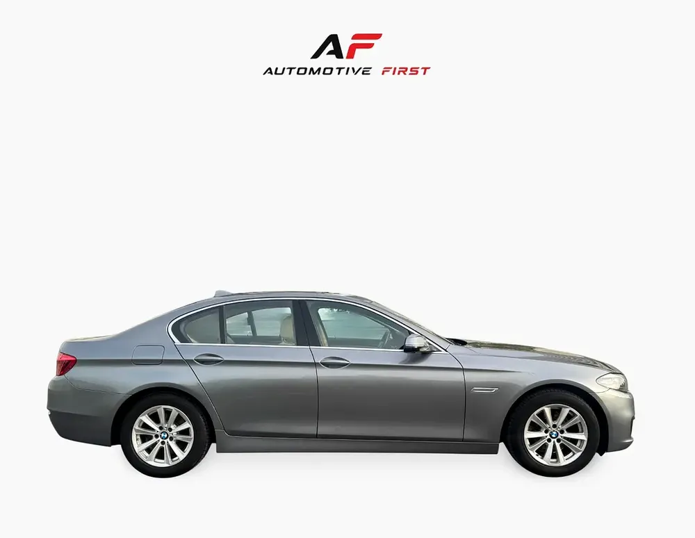 Perfect Condition | 2016 BMW 5 Series 520i Exclusive - Image 12