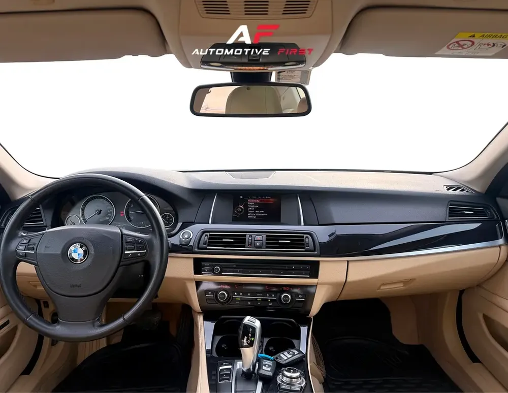 Perfect Condition | 2016 BMW 5 Series 520i Exclusive - Image 6