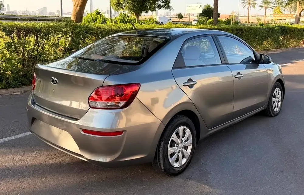 470/Month | Kia Pegas 2021 | Gcc | Cruise Control | Bank Loan @ 0% Down Payment - Image 4
