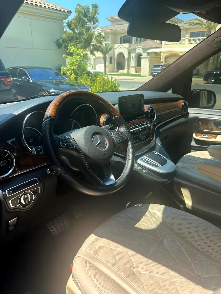 Mercedes Brabus V Class - Extremely luxurious - Image 11