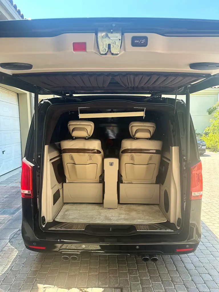 Mercedes Brabus V Class - Extremely luxurious - Image 14