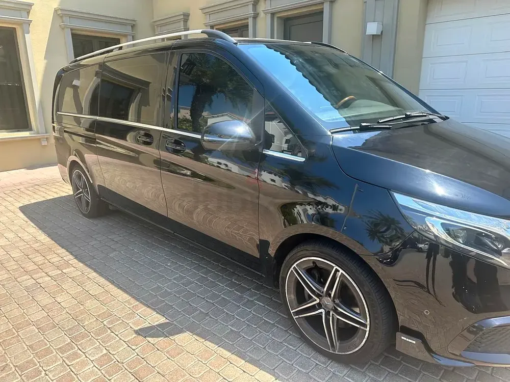 Mercedes Brabus V Class - Extremely luxurious - Image 15
