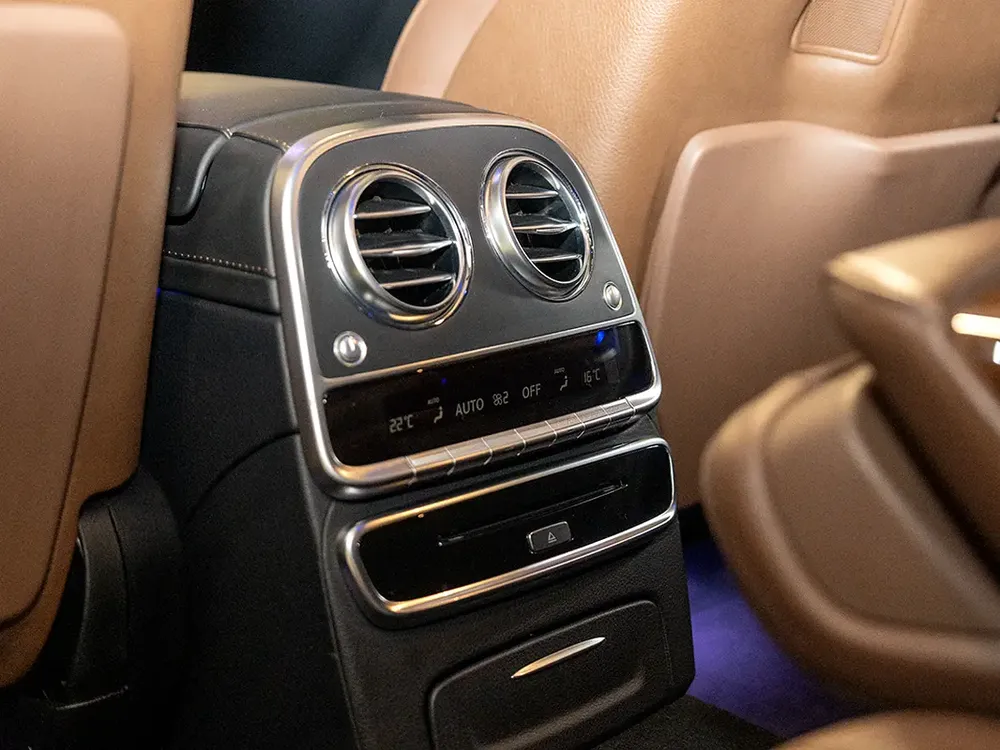 Mercedes S500, GCC specifications, car in excellent condition, No paint and No accidents - Image 13