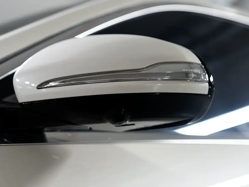 Mercedes S500, GCC specifications, car in excellent condition, No paint and No accidents - Image 9