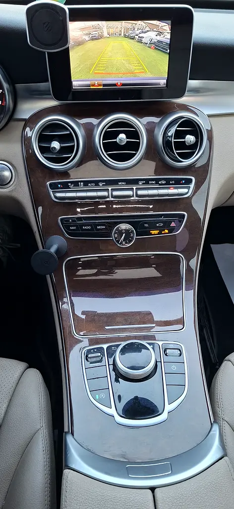 Mercedes-Benz C300 4Matic 2019 - American Specs - GCC Car - Image 12
