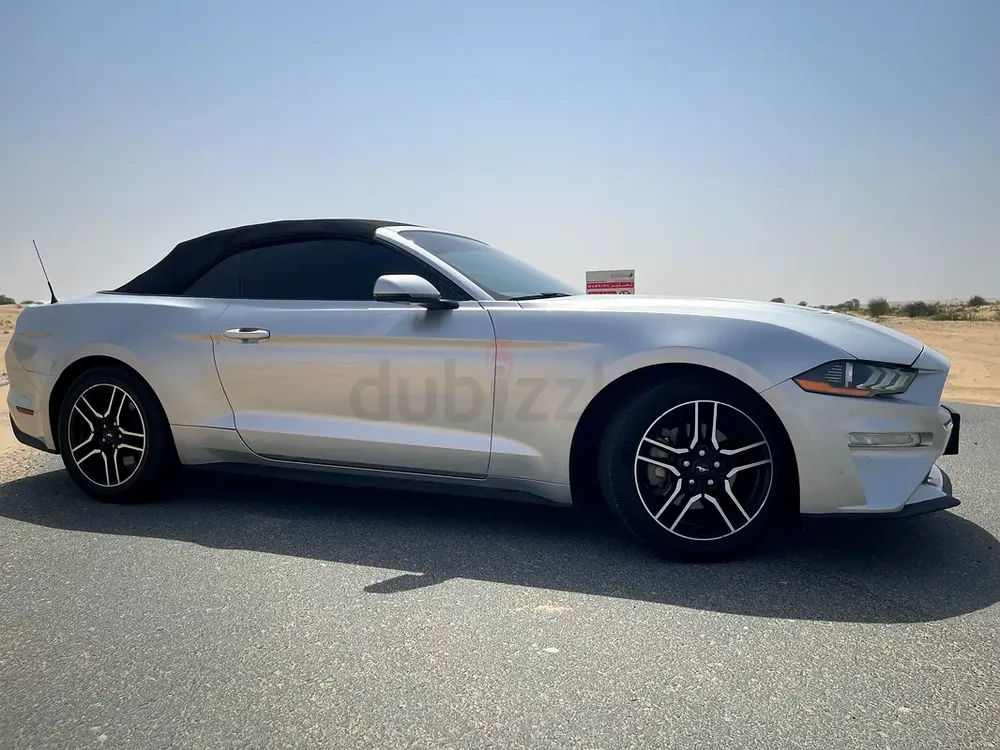 2019 Ford Mustang Ecoboost Premium | convertible in  perfect Condition - Image 11