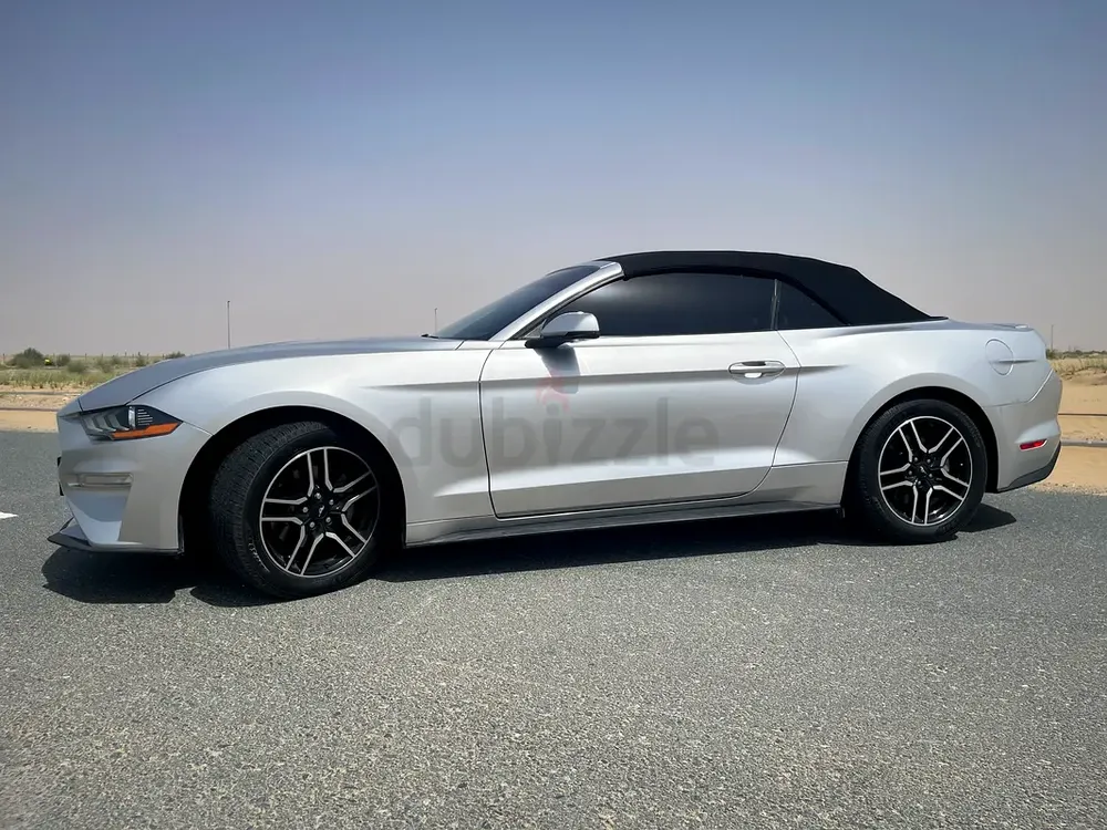 2019 Ford Mustang Ecoboost Premium | convertible in  perfect Condition - Image 12