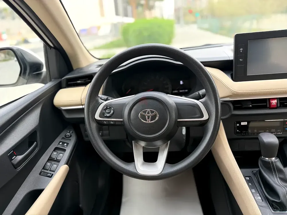 2023 Toyota Yaris S - GCC Specs - Image 13